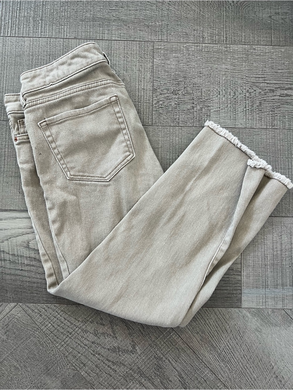 Joe Fresh Light Beige Cropped Jeans with Frayed Hem women size 27
